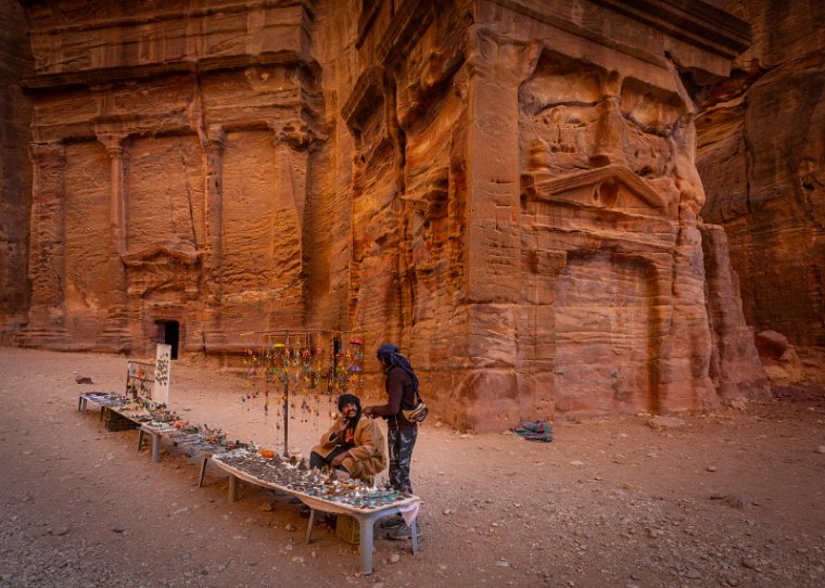 55 Petra, Siq.jpg